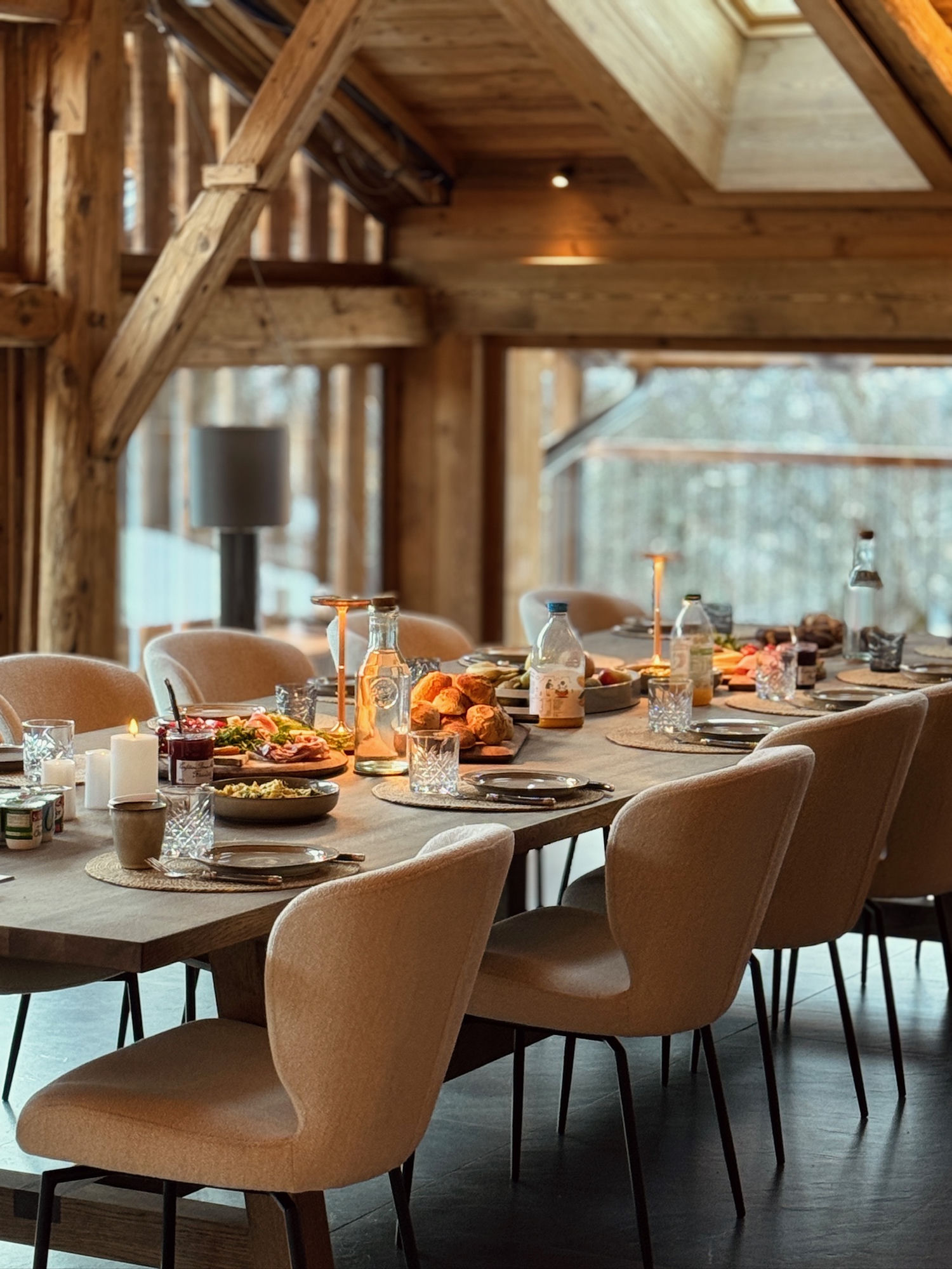 Table set for breakfast